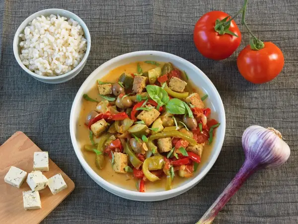 Tofou aux herbes façon niçoise